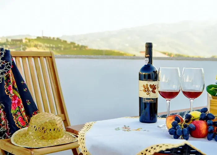 Daire Hidden Gem W/ Rooftop - Center & Douro View Peso da Régua